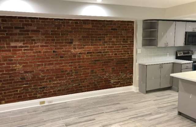 60 V St NW B Gallery 3