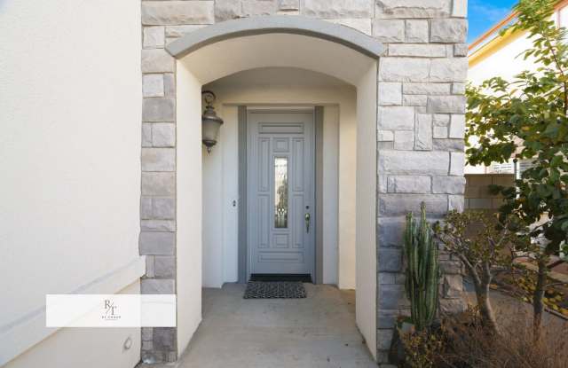 Bright & Spacious 4-Bedroom Home in El Monte Gated Community with a 3-Car Garage Gallery 3