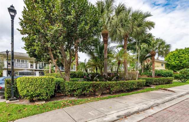 1000 Palm Trl photos photos