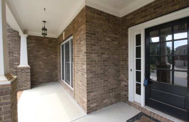 980 Summerfield Drive Gallery 2