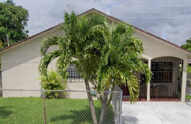 252 NW 48th Pl photos photos