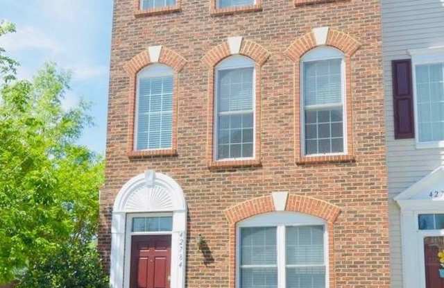 42784 SYKES Terrace - 42784 Sykes Terrace, South Riding, VA 20152