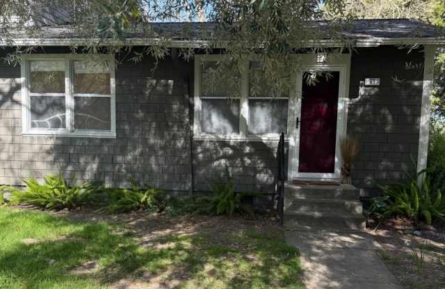 Modern Condo Beautifully Updated photos photos