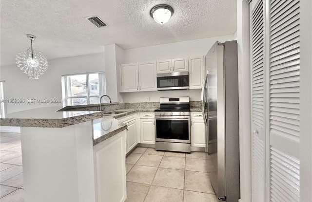 12161 SW 4th St photos photos