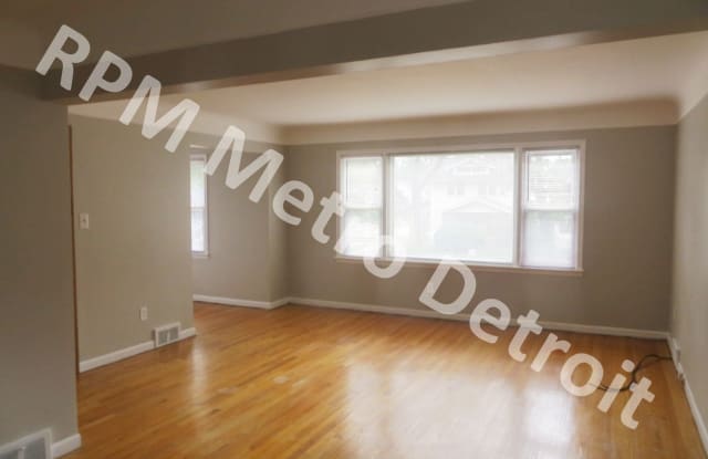 204 Catalpa Dr Gallery 2