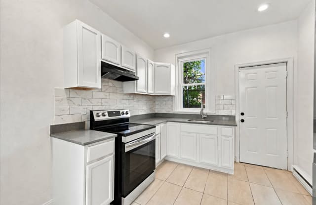 Renovated 3 Bedroom House in North Philadelphia Gallery 4