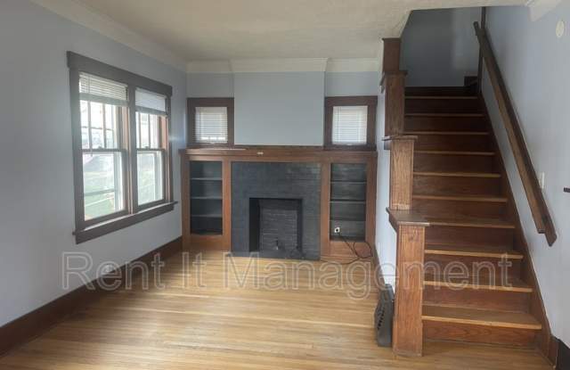 3228 Fontenelle Blvd. photos photos