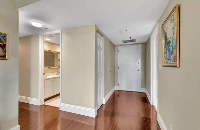 6372 LA COSTA Drive Gallery 3