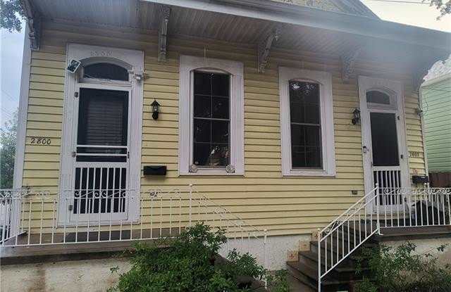 2800 BANKS Street photos photos