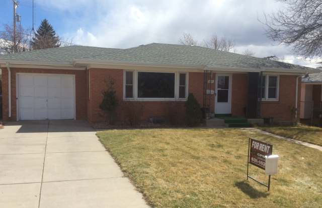 2 BEDROOM, 2 BATHROOM, 2 BONUS ROOM SINGLE FAMILY HOME photos photos