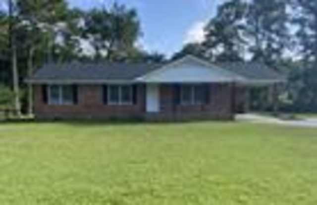 1921 U.S. 82 E - 1921 U.S. 82, Tift County, GA 31794