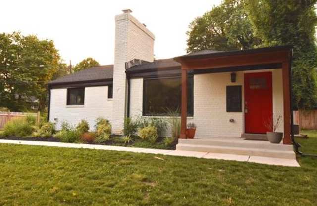 An Absolute Marvel!!! 5BD  3BA Rambler Near Downtown Silver Spring!!! photos photos