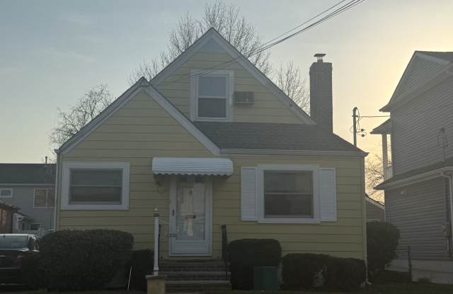 1053 N 6th St photos photos