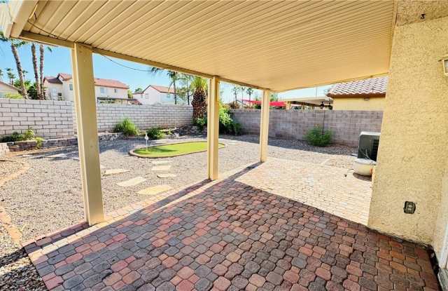 2525 Wolverton Avenue photos photos