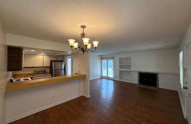 1823 J Julian Lane Gallery 2