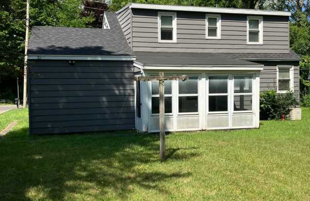 Cozy Camillus Cape photos photos