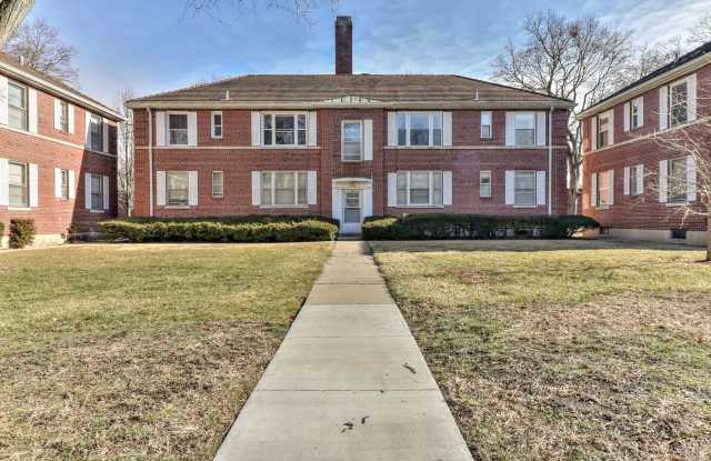 2 bedroom, 1 bath condo close to Blair Park! - Available August - 1506 Delmont Court, Urbana, IL 61801