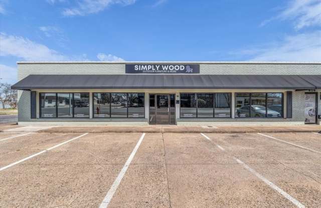 400 S Main Street photos photos