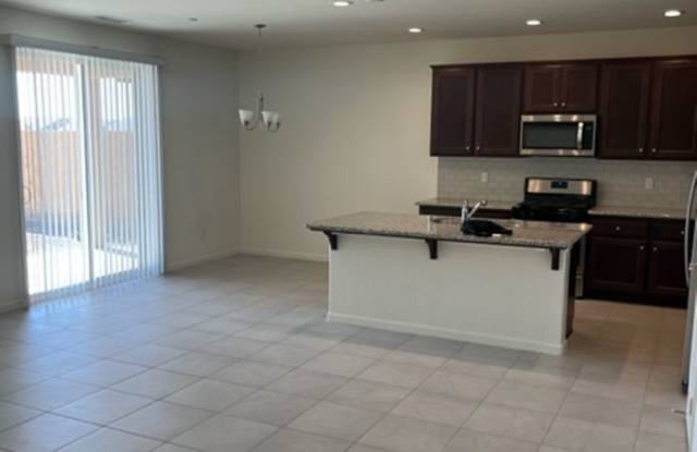 4 Bedroom 2 Bath home in Hanford Coming Soon!!! Gallery 3