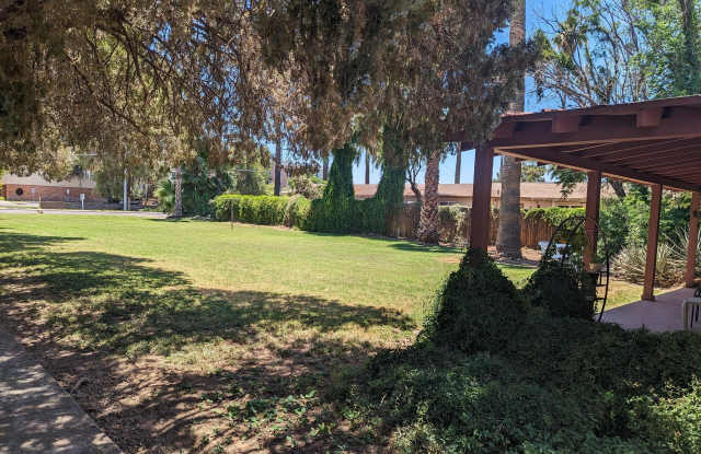746 E MARYLAND Avenue photos photos