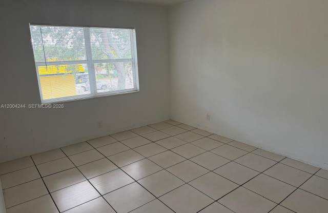 280 S Cypress Rd photos photos