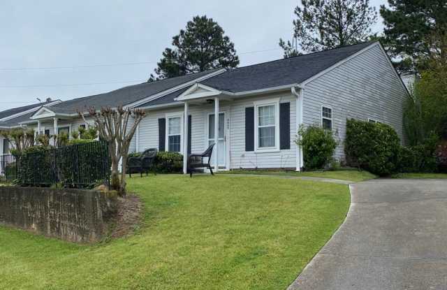 Available Now in Hidden Lake Townhomes! Gallery 1
