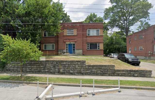 1921 West North Bend Road - 2 Gallery 1
