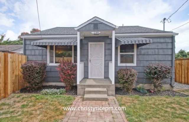 238 Park Place N - 238 Park Avenue North, Renton, WA 98057