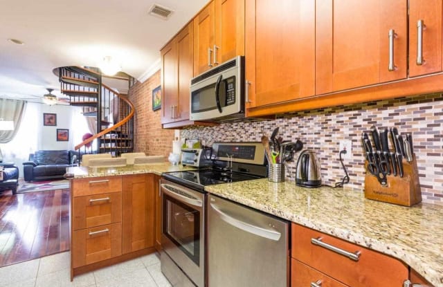 1013 PARK AVE - 1013 Park Avenue, Hoboken, NJ 07030