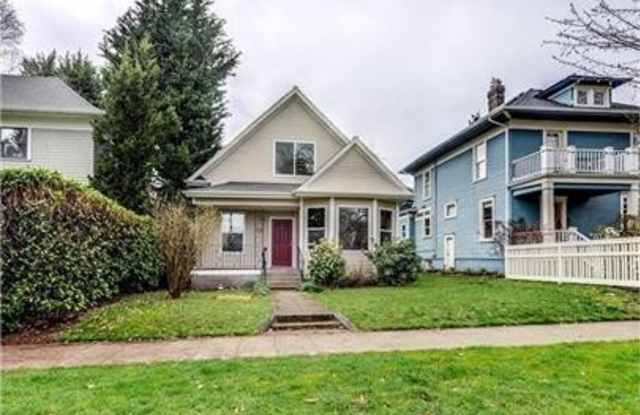 Click "request a tour" now! - 431 16th Avenue East, Seattle, WA 98112