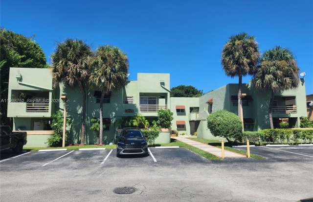 11091 NW 7th St photos photos