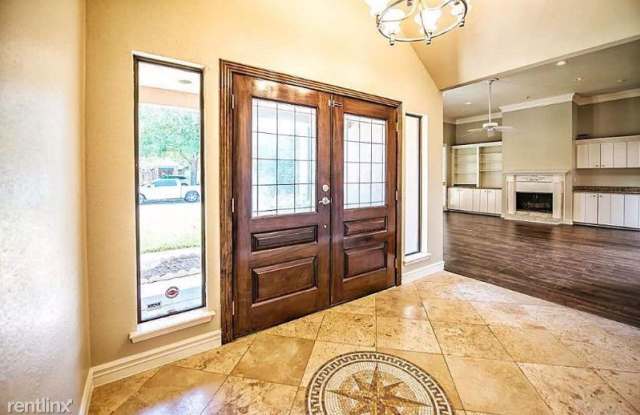 7902 Hilshire Green Dr - 7902 Hilshire Green Drive, Hilshire Village, TX 77055