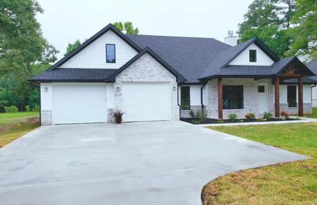 305 Brentwood Dr photos photos