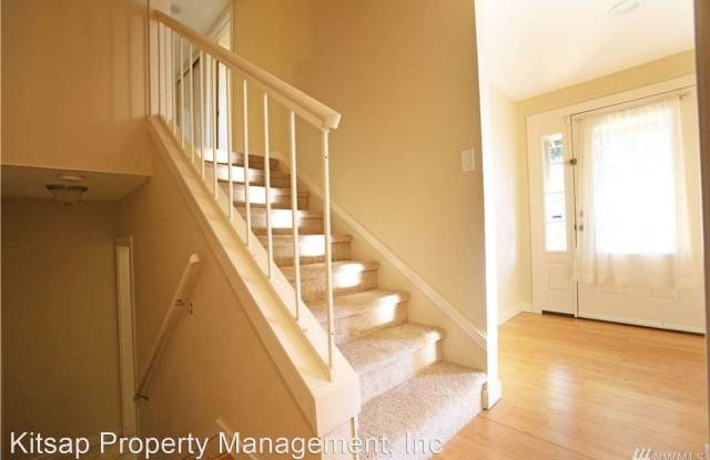 2613 Fircrest Pl. SE Gallery 4