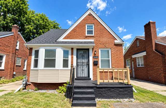 3 Bedroom Bungalow Single- Family Home for Lease! Gallery 1