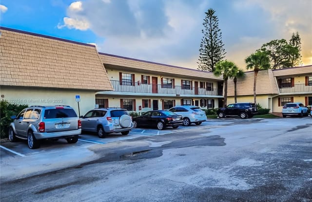 4460 Oak Terrace Dr - 4460 Oak Terrace Drive, Greenacres, FL 33463