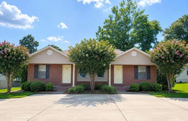 10 Sparrow Ln Apt A photos photos 10 Sparrow Ln Apt A photos photos