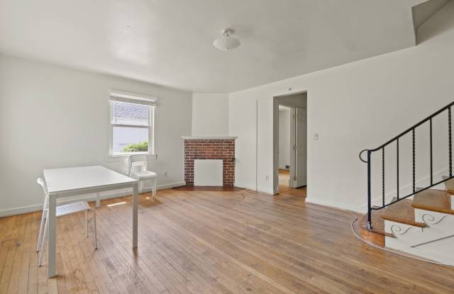 7310 Hopkins Avenue Gallery 2