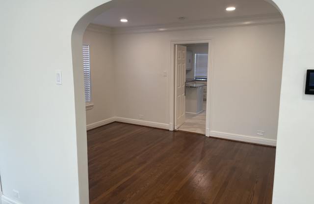 4141 Prescott Avenue Gallery 4
