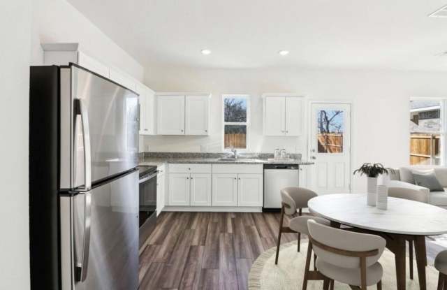 4523 Firewheel Drive Gallery 3
