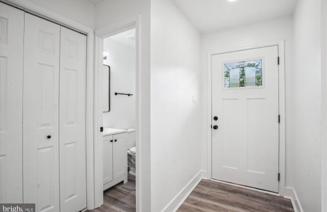 8648 WATERSHED Court Gallery 2
