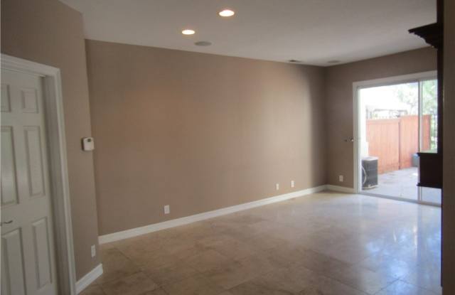 117 White Sands Gallery 3