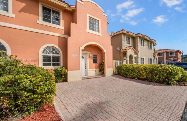 7733 Southwest 94th Lane photos photos