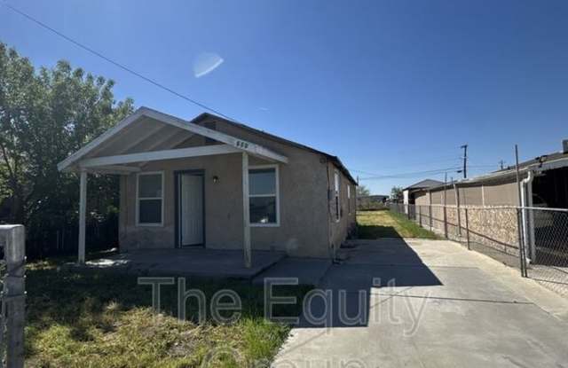 610 Pickerell Ave photos photos