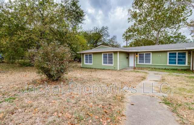 15 MacArthur Dr Unit A photos photos