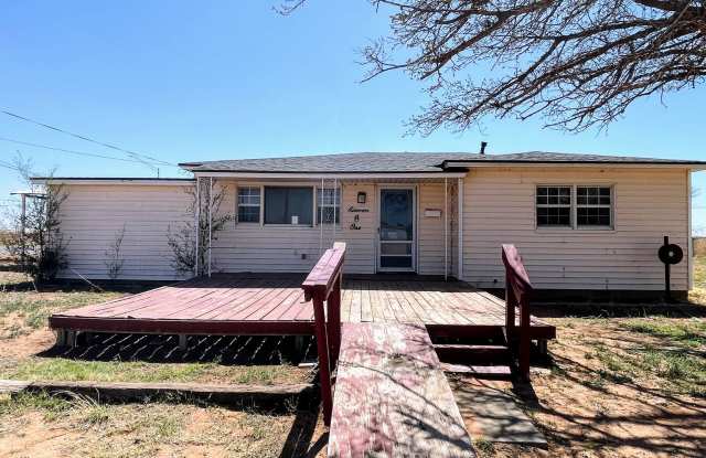 Cozy 3-Bedroom Home with Spacious Front Porch – Perfect for Small Families! photos photos