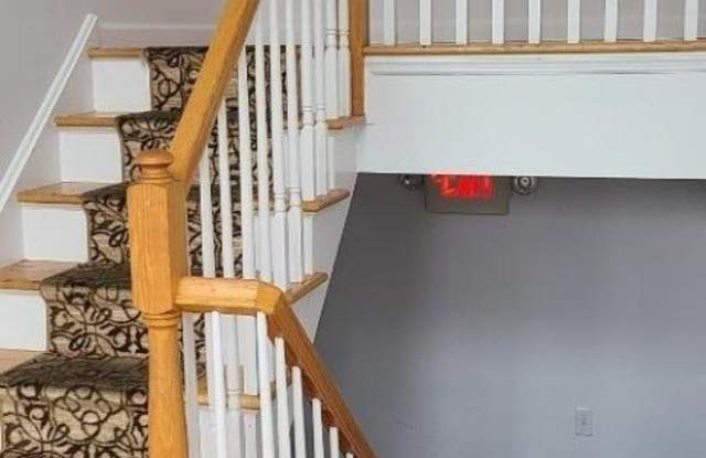 344 Sanford Ave photos photos