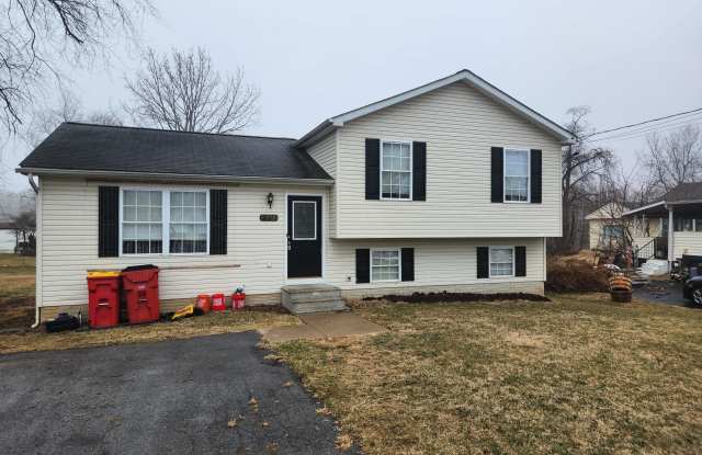 513 East 11th Avenue, Ranson WV 25438 photos photos