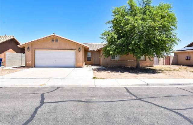 6272 E 40 PL - 6272 East 40th Place, Yuma, AZ 85365