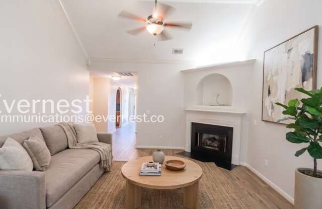 6082 Townley Court Gallery 2